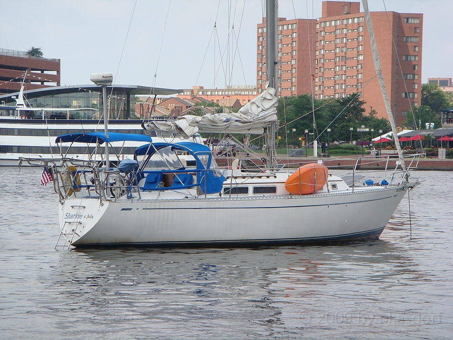 Baltimore [2009 July 02] 095.JPG - Scenes from Baltimore's Inner Harbor.